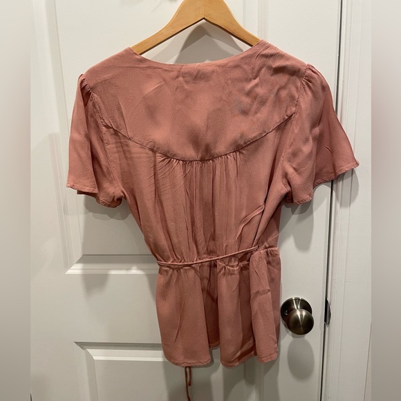 June & Hudson Ruffle Sleeve Wrap Top in Muave Sz L - Picture 7 of 7